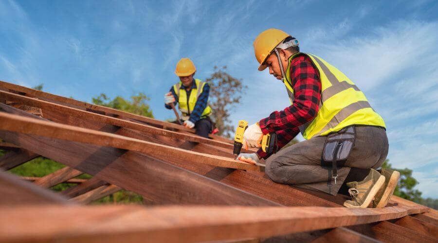 Professional Flat Roofing Installation services in Monticello, IL